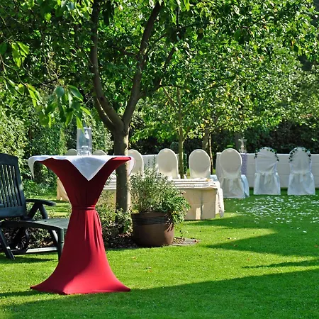 Otel & Restaurant Zum Deutschen Hause 3*