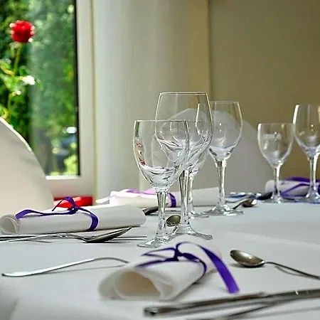 & Restaurant Zum Deutschen Hause Hotel