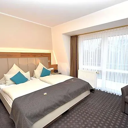& Restaurant Zum Deutschen Hause Hotel Kirchhatten