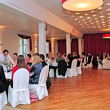 & Restaurant Zum Deutschen Hause Kirchhatten