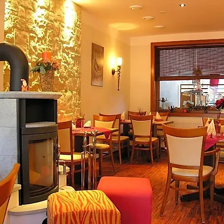 & Restaurant Zum Deutschen Hause 3*