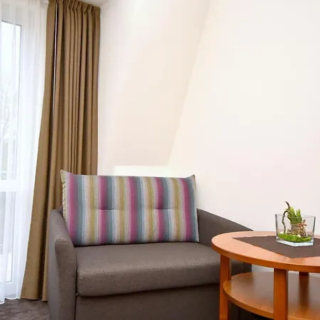 Otel & Restaurant Zum Deutschen Hause 3*