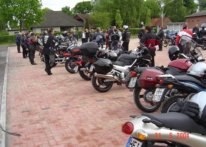 Отель & Restaurant Zum Deutschen Hause 3*