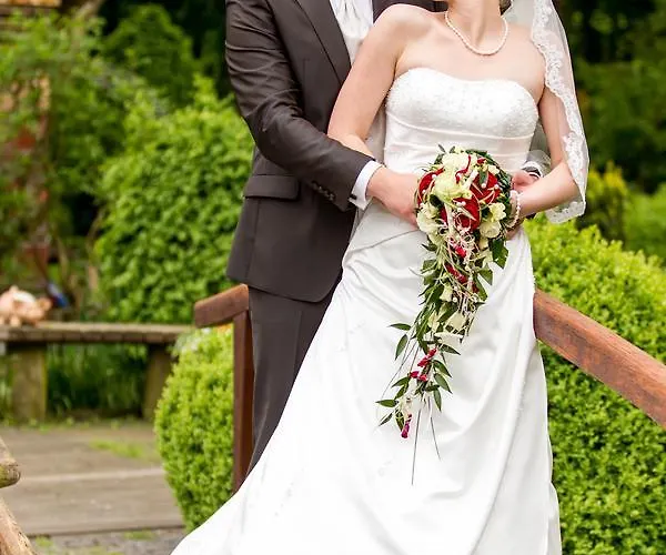 & Restaurant Zum Deutschen Hause Отель